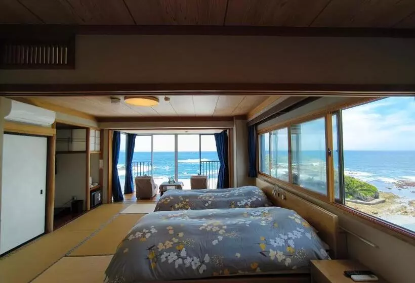 ホテル Ebisu Inn Hot Spring & Scenic Views 温泉と絶景の宿 えびす