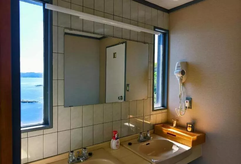 ホテル Ebisu Inn Hot Spring & Scenic Views 温泉と絶景の宿 えびす