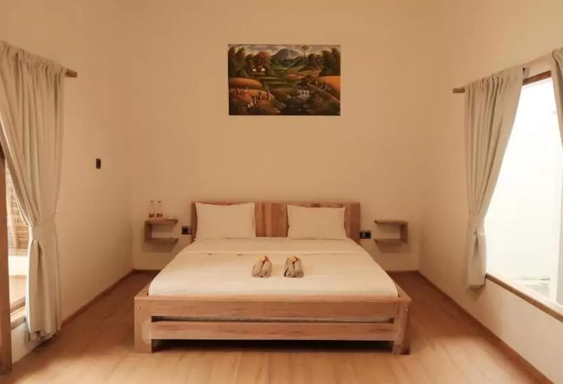 ユースホステル Alora House Lombok Tete Batu