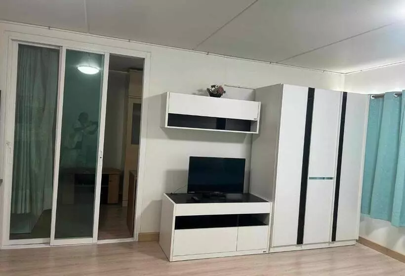 Retkeilymaja Popular Condo