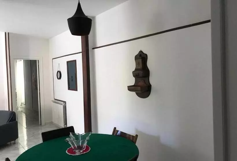 تختخواب و صبحانه Il Rifugio Della Sibilla