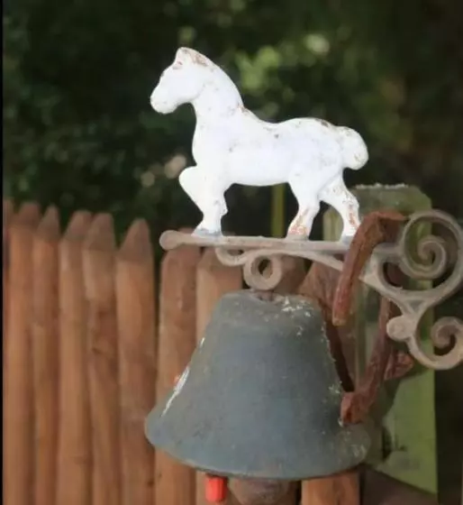 Aamiaismajoitus (B&B) Orangerie Zimmer Gehaichnishof 7born