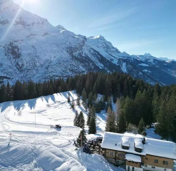 هتل Auberge Restaurant Du Lac Retaud