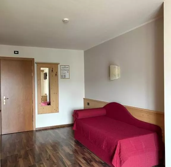 هتل Continental