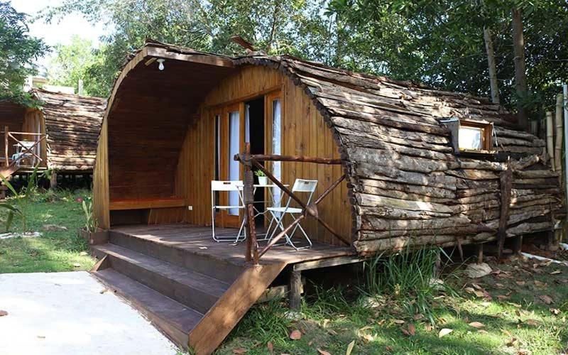 هتل Helpa Eco Cabins