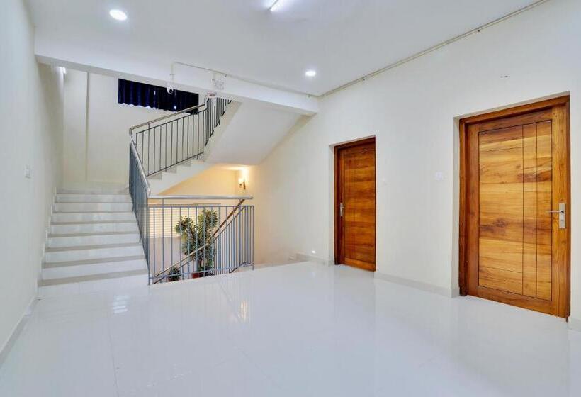 Hotel Super Collection O Lefort Luxe By Poptavern