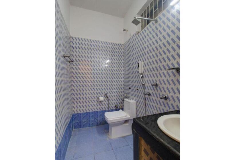 Hotel Pleasure Inn Near Turtle Beach Morjim Manage By Ld Group Of Hospitality