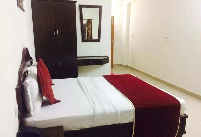 Hotelli Tkg Grand