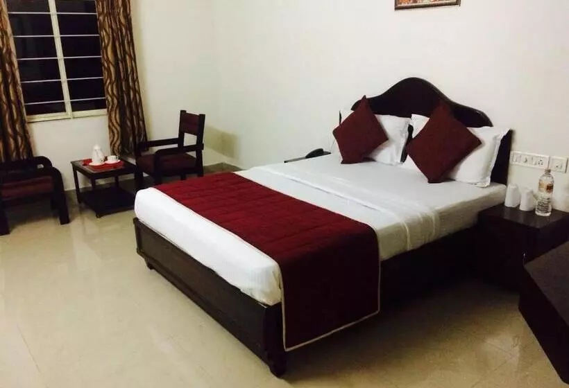 Hotelli Tkg Grand