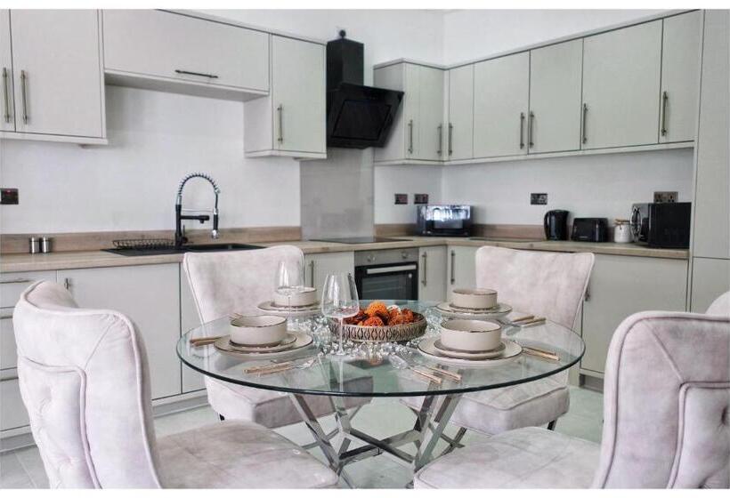 Mill Street Boutique Stays