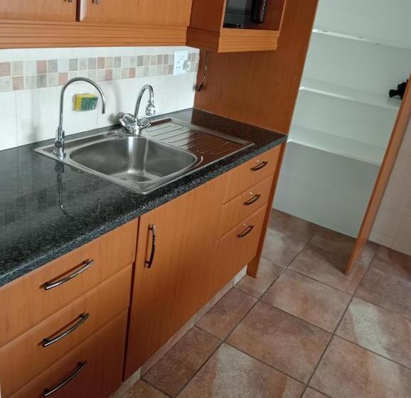 ペンション Moonlight Guest House