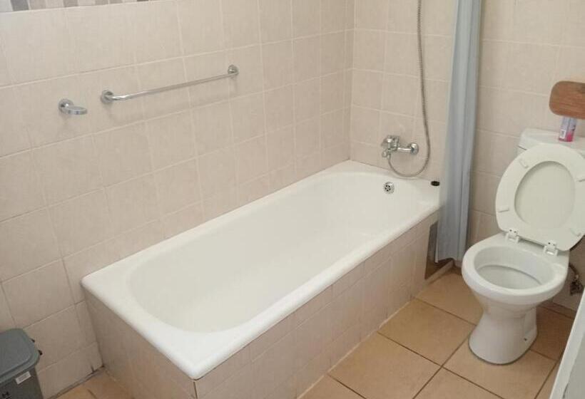 ペンション Moonlight Guest House