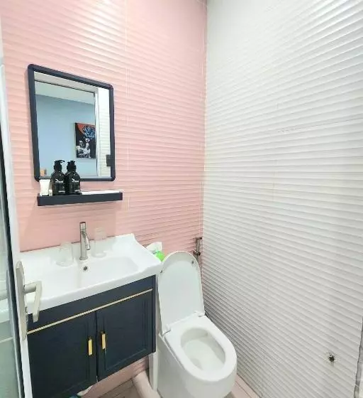 Qingqing Hotel Pasay Manila Near Moa