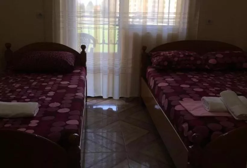 هاستل Kreta Inn