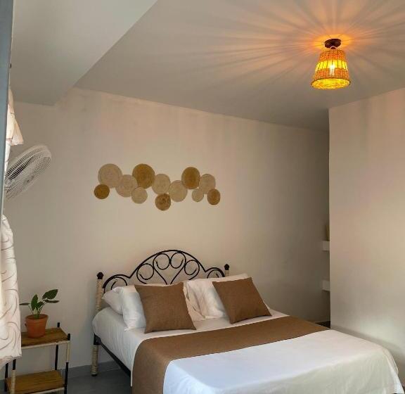 تختخواب و صبحانه Aptos Villamar Palomino