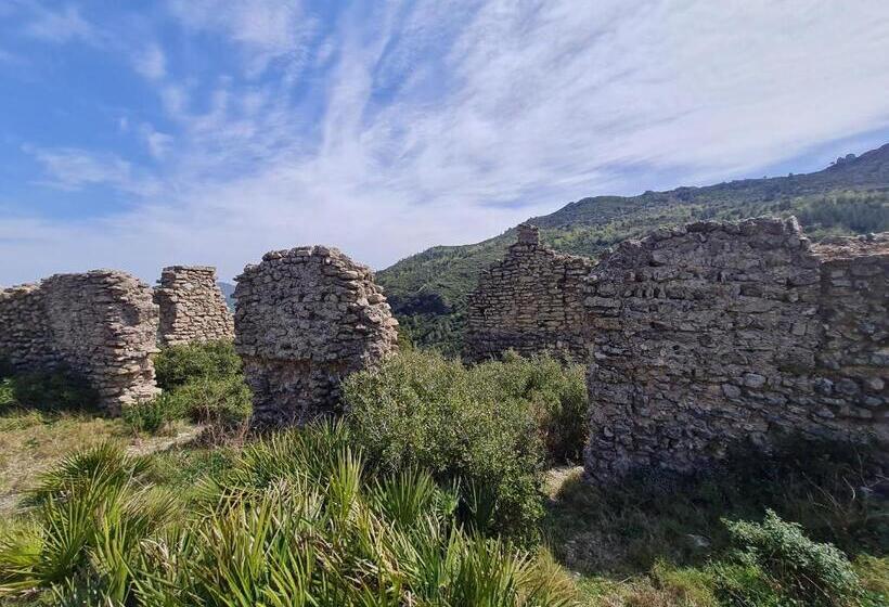 민박 La Casa Encantada Guest House