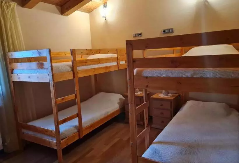 ベッドアンドブレックファースト La Casa Encantada Guest House
