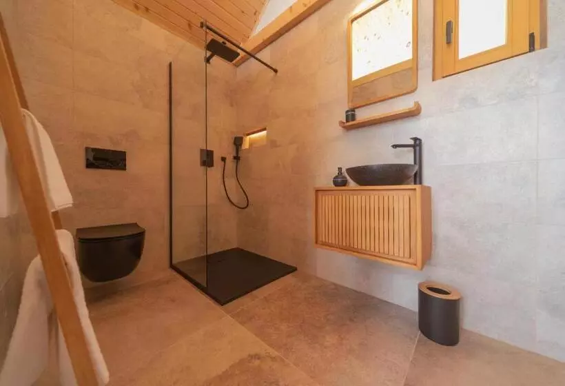 Aamiaismajoitus (B&B) Glamping Zarja, Vipava Valley