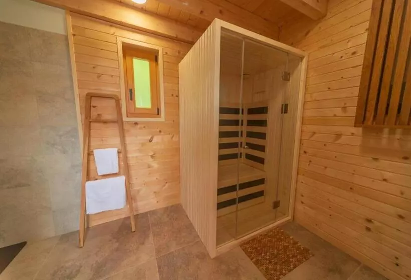 Aamiaismajoitus (B&B) Glamping Zarja, Vipava Valley