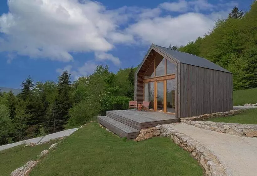 Aamiaismajoitus (B&B) Glamping Zarja, Vipava Valley