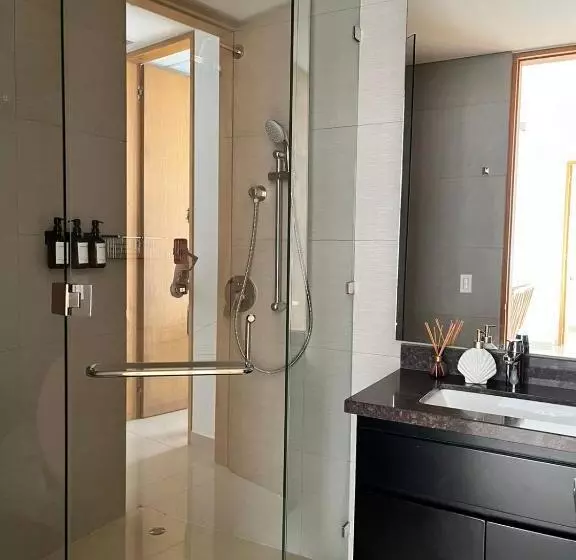 Luxury Residences Close To The Old City By Parceros Group