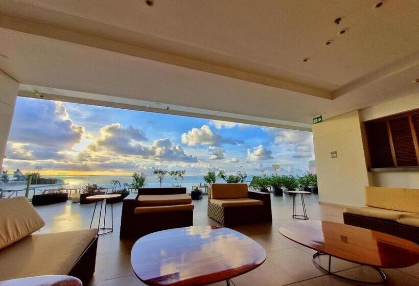 Luxury Residences Close To The Old City By Parceros Group