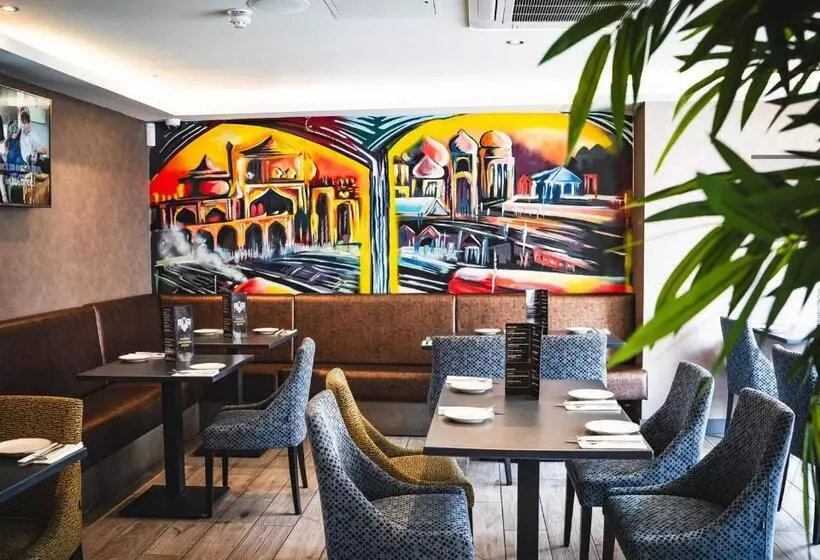 Deira Hotel & Apartments