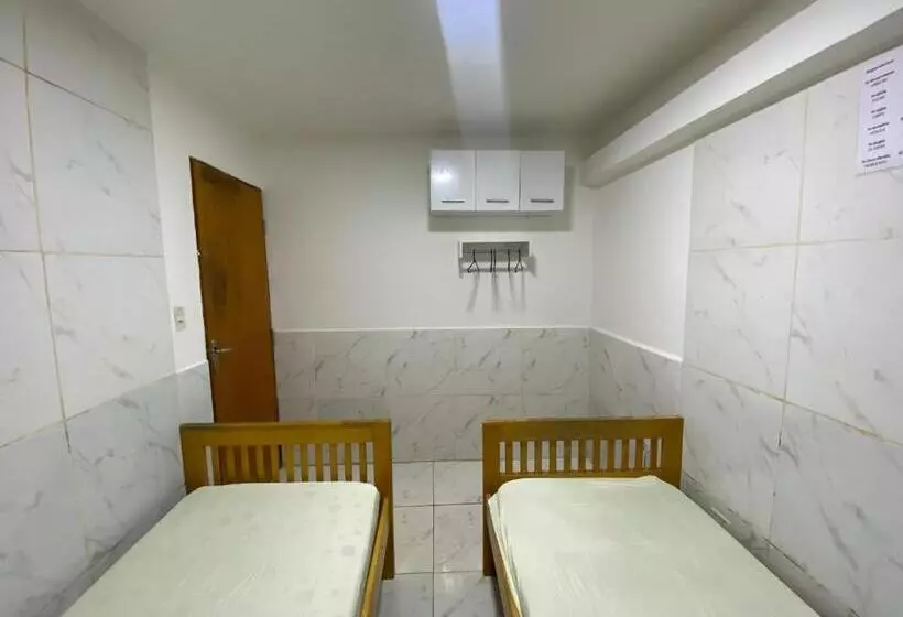 Hostel Da 18