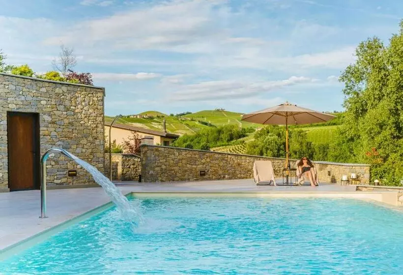 Hotelli Garesio Wine Resort