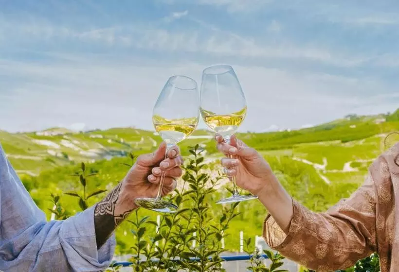Hotelli Garesio Wine Resort