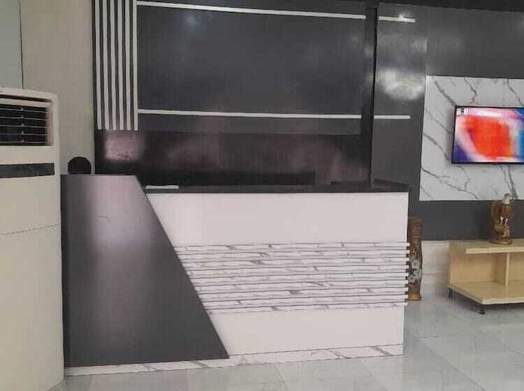 هتل Kyeston Apartment