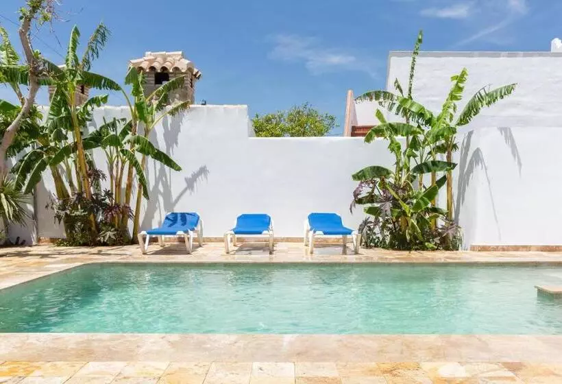 Hotelli La Floristería Zahora