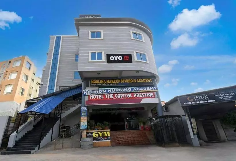 ホテル Oyo The Capital Prestige