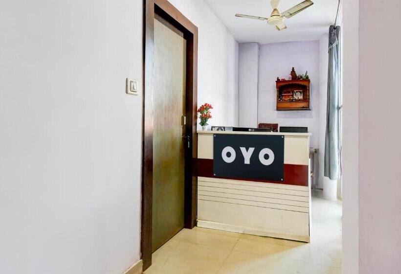 Hotelli Oyo The Capital Prestige