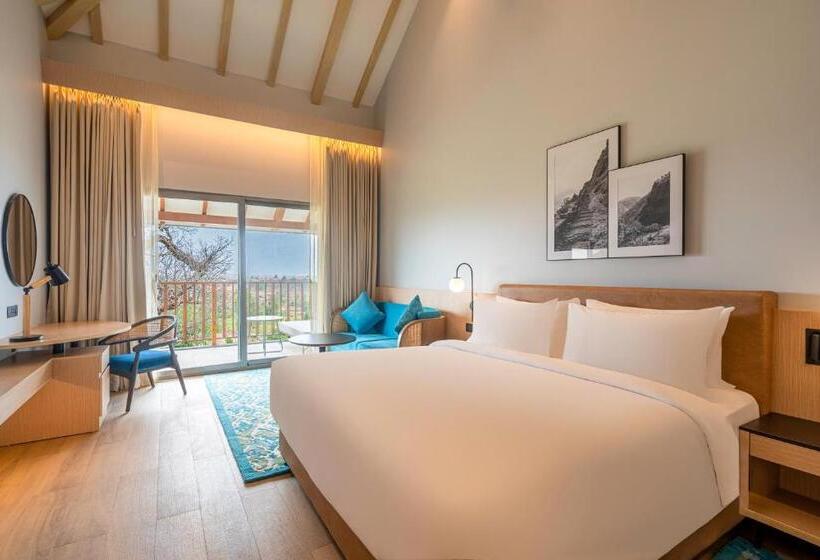 Hotel Radisson Resort Hatgad Saputara