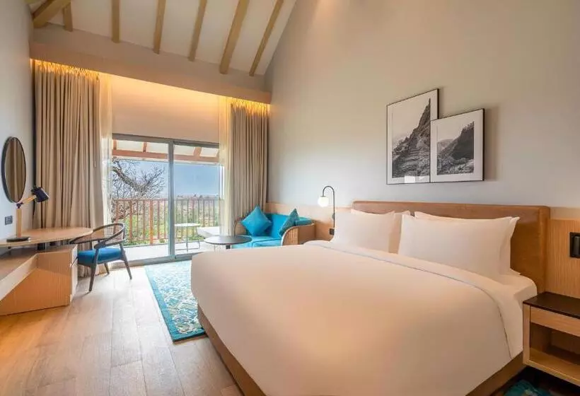 Hotelli Radisson Resort Hatgad Saputara