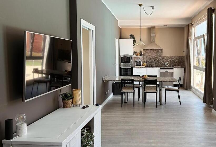 پانسیون Casa Roja Rooms For Workations By Banama Coliving