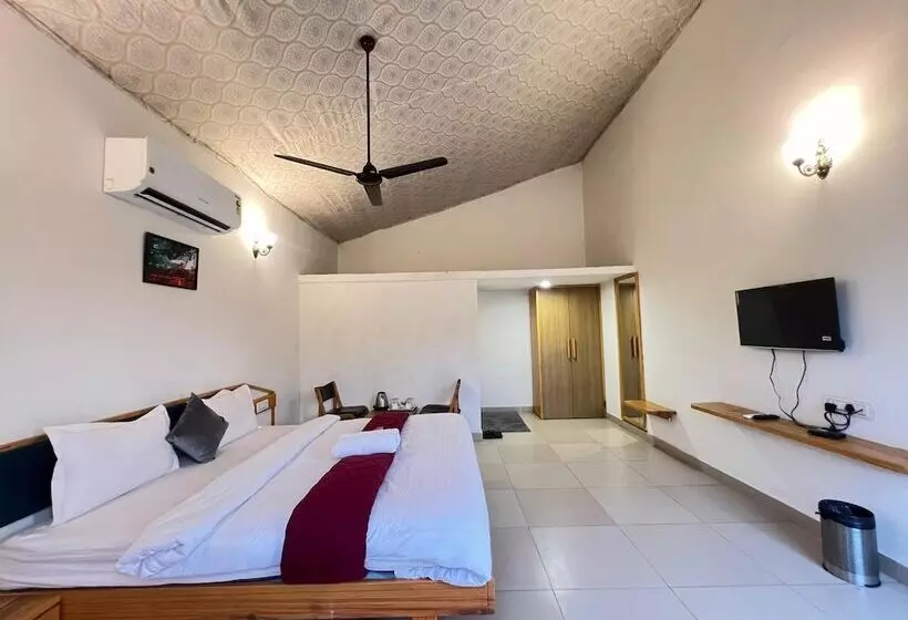 Unity Sunrise Resort   Statue Of Unity