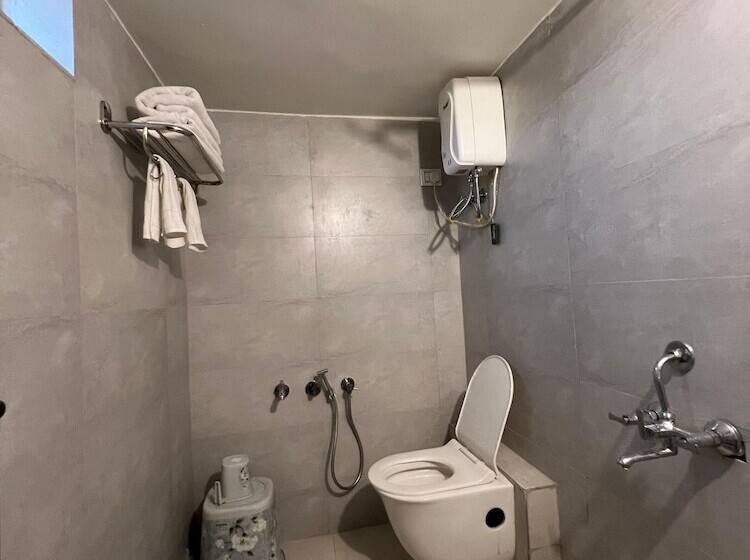 Unity Sunrise Resort   Statue Of Unity