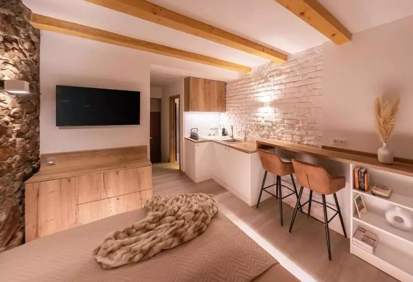 White Wolf Boutique Apartments