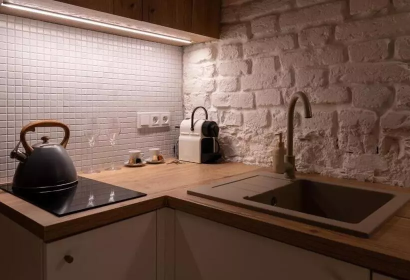 White Wolf Boutique Apartments