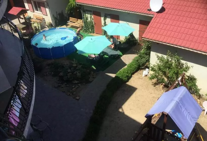 Cămin Aura
