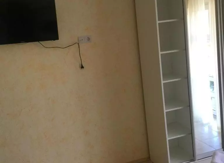 Cămin Aura