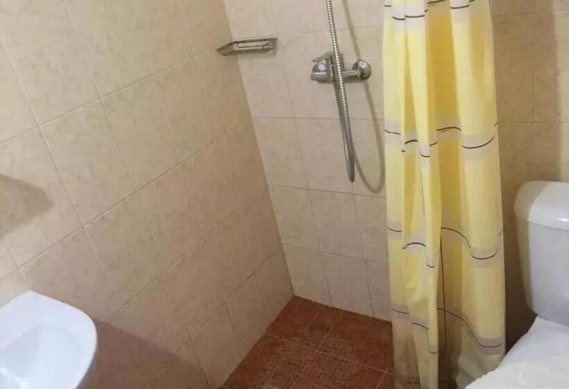 Cămin Aura