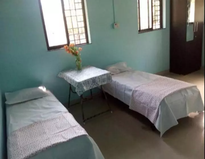 Aamiaismajoitus (B&B) Jeevandeep T S K Paryatak Niwas Nirawade