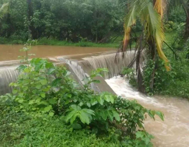 Aamiaismajoitus (B&B) Jeevandeep T S K Paryatak Niwas Nirawade