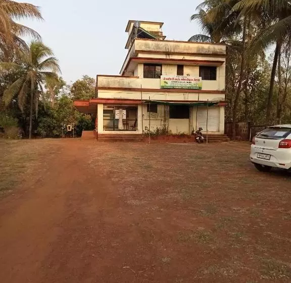 Aamiaismajoitus (B&B) Jeevandeep T S K Paryatak Niwas Nirawade