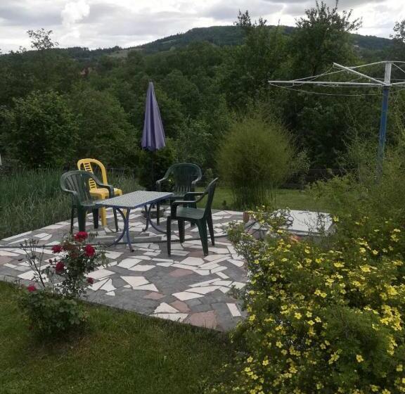 تختخواب و صبحانه Kuća Marić