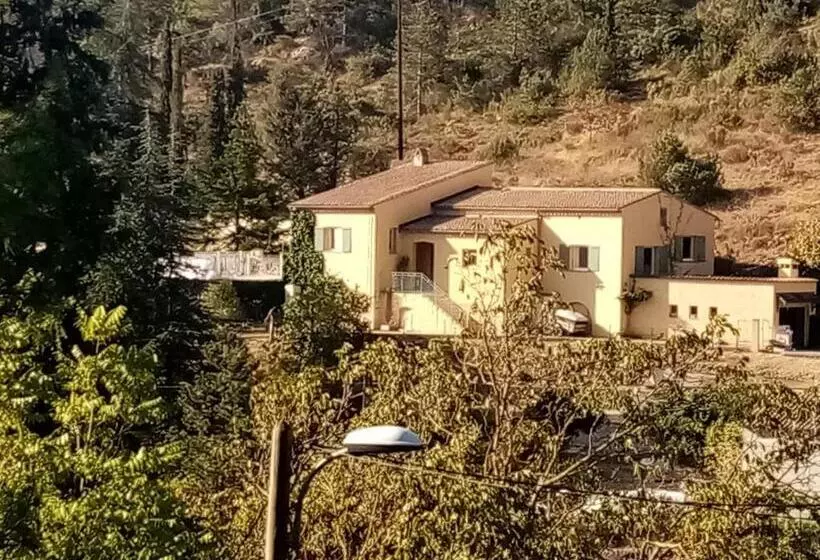 Aamiaismajoitus (B&B) La Casa