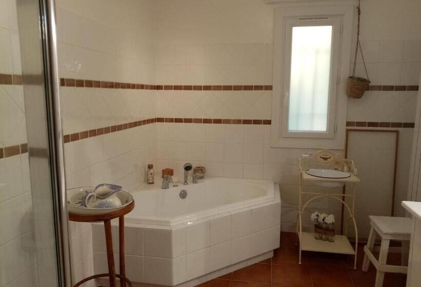 مبيت وإفطار La Casa